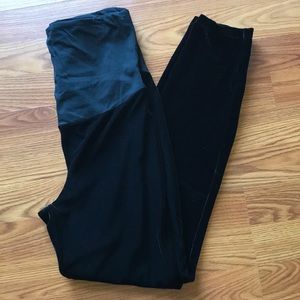 Black Maternity Velvet Leggings